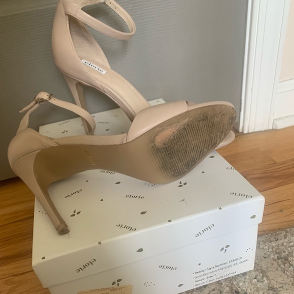 Neutral Sandal - Picture 2 of 3